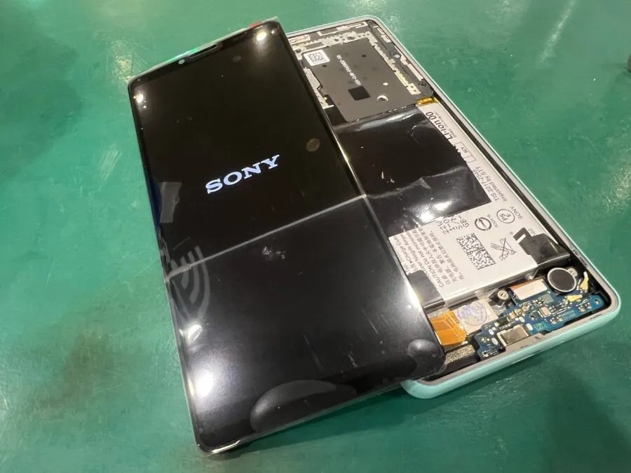 北区からお越しの　Xperia10Ⅲ画面の修理をしました！【スマホ修理工房　上野店】